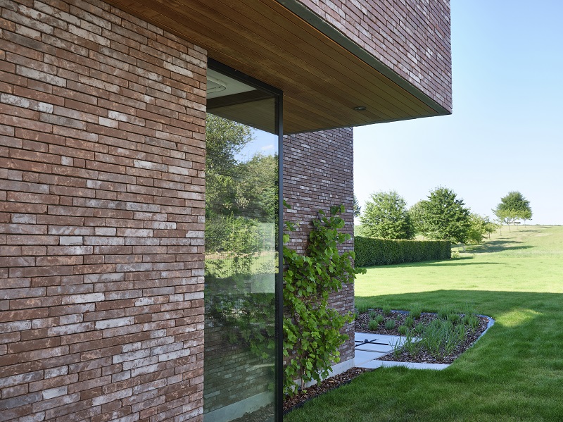 maison design moderne finition jardin